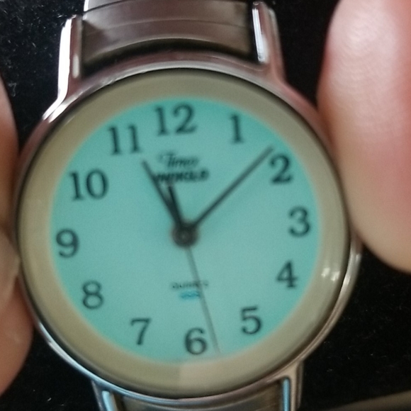 TIMEX INDIGLO Womens Watch With Stretch Band - Picture 2 of 5